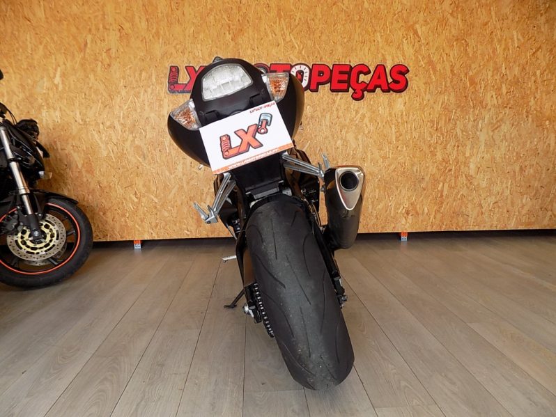 Suzuki GSX 1000 R – 2005 full