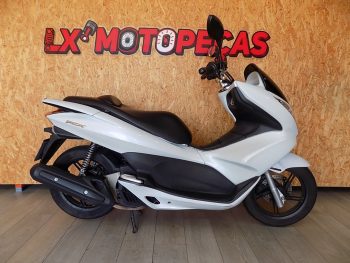 Honda PCX 125 – 2013 full