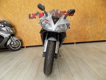 Yamaha R1 – 2002 full