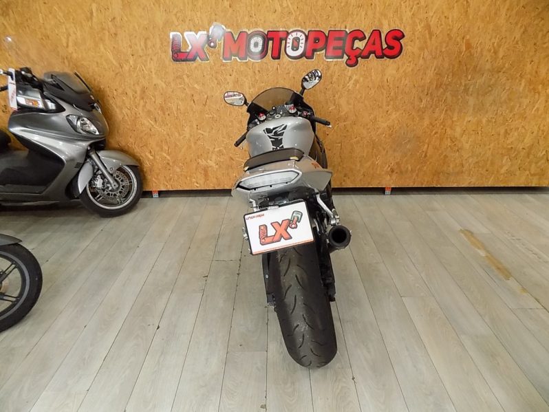 Yamaha R1 – 2002 full